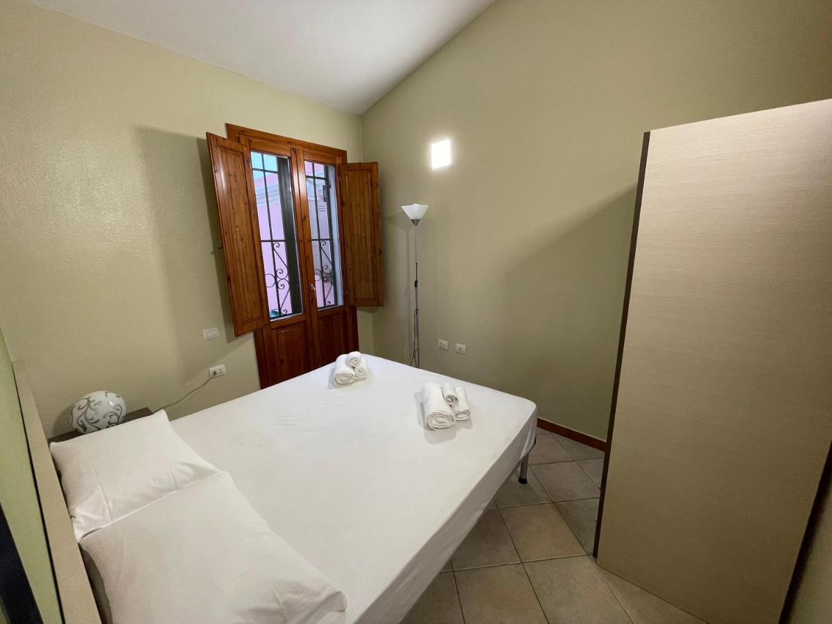 Pauli'S Holiday House Monserrato Bagian luar foto