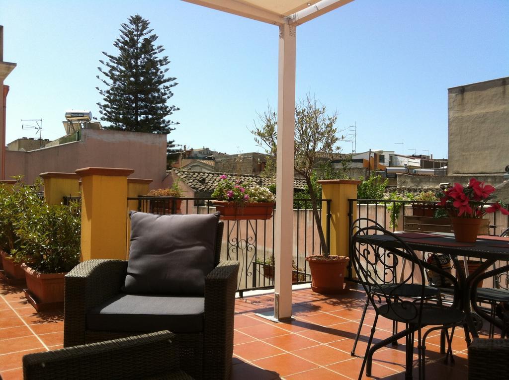 Pauli'S Holiday House Monserrato Bagian luar foto