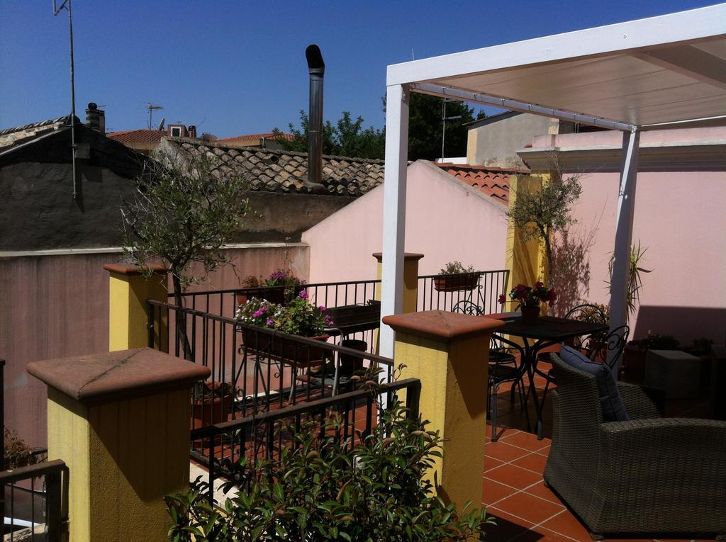 Pauli'S Holiday House Monserrato Bagian luar foto